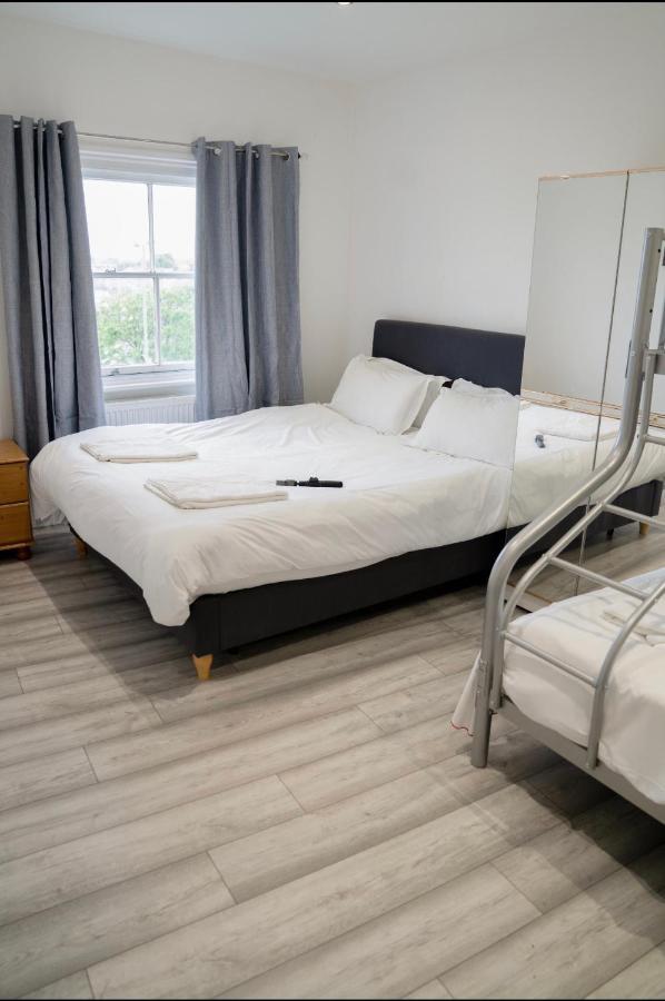 Entire New Flat With View To River Yare, H7 Leilighet Great Yarmouth Eksteriør bilde