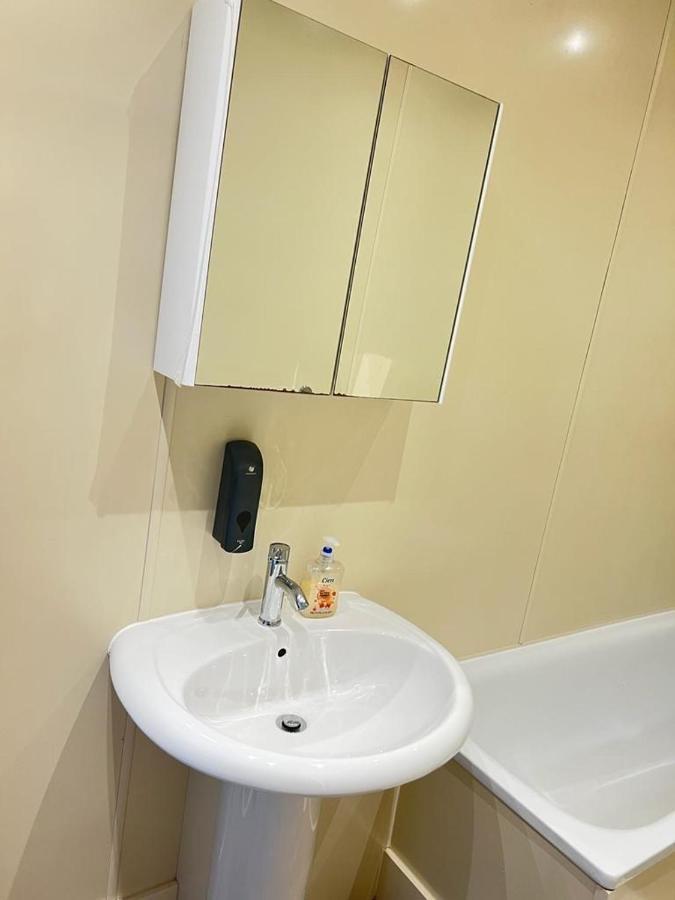 Entire New Flat With View To River Yare, H7 Leilighet Great Yarmouth Eksteriør bilde