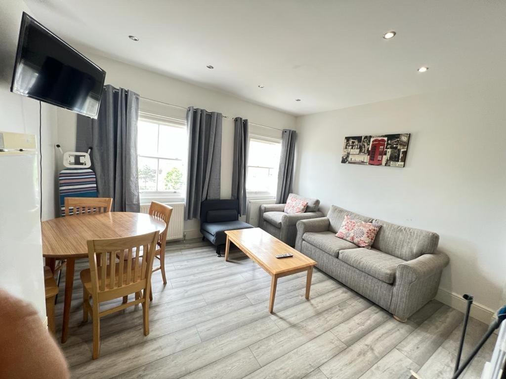 Entire New Flat With View To River Yare, H7 Leilighet Great Yarmouth Eksteriør bilde